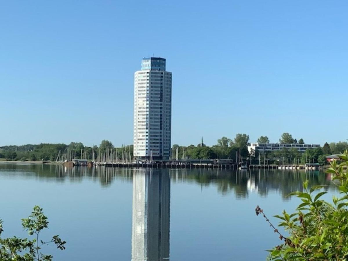 Ferienwohnung Im Wikingturm Schleswig Bagian luar foto